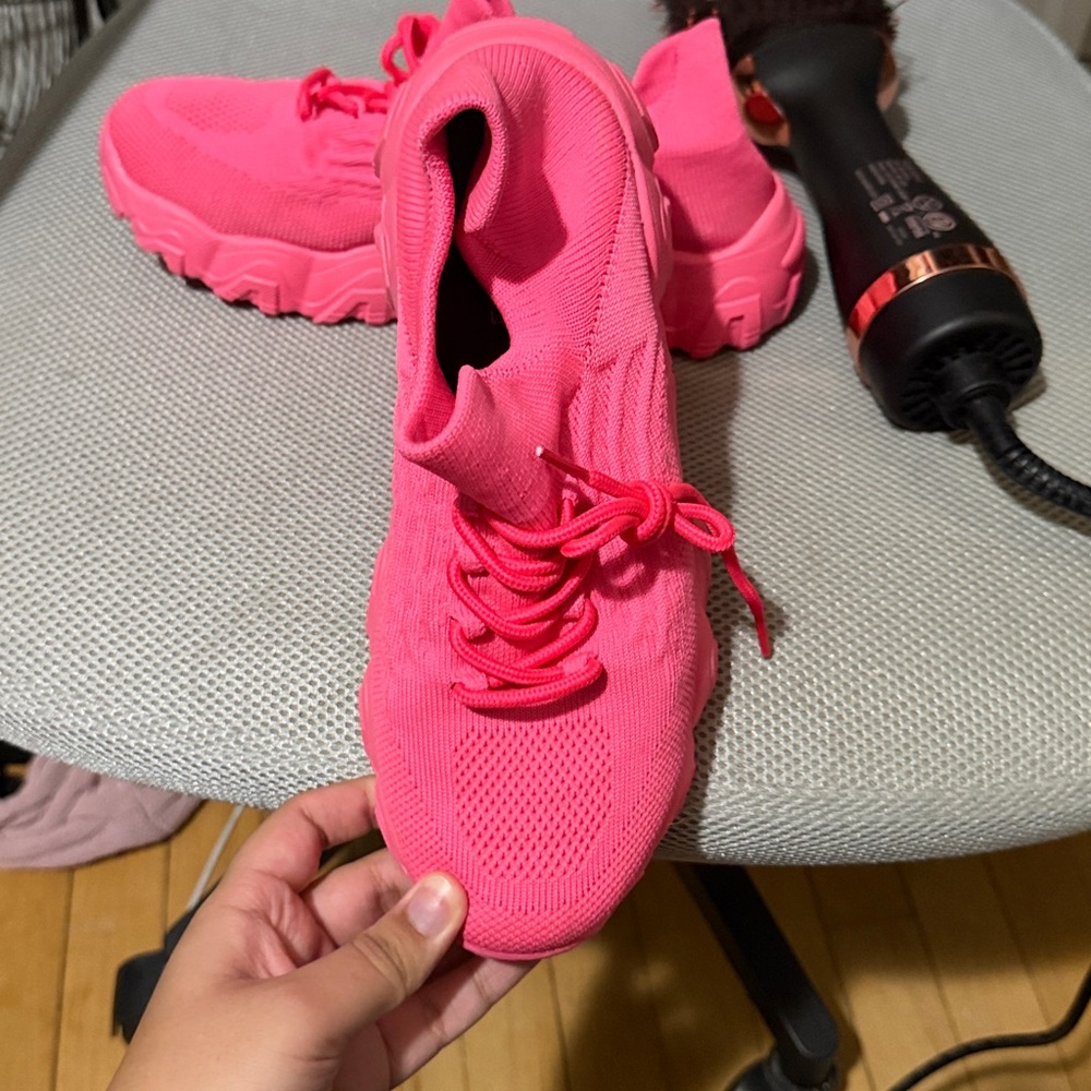 Vibrant Pink comfy Women's Sneakers - Picture 2 of 3